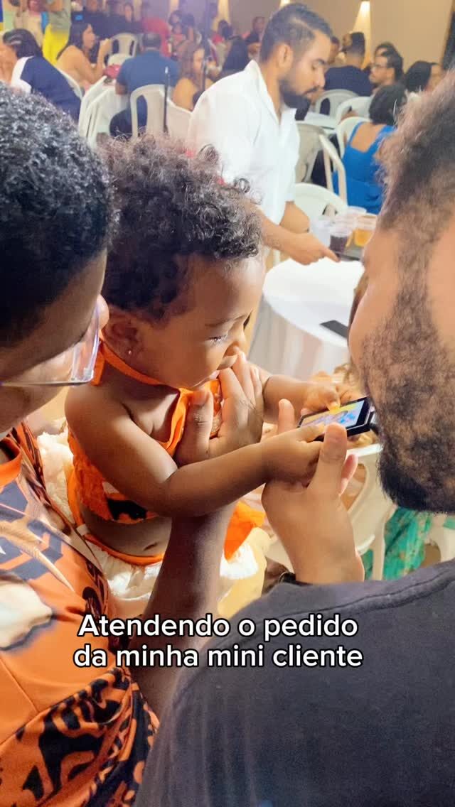 Instagram post from daniel.schaves. This post is in position 6.